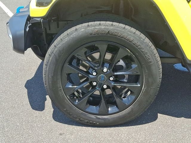 2024 Jeep Wrangler Sahara 4xe