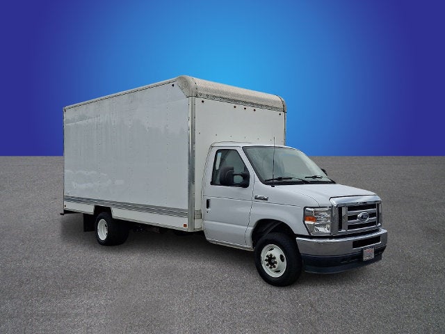 2023 Ford E-450SD Base DRW