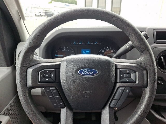 2023 Ford E-450SD Base DRW