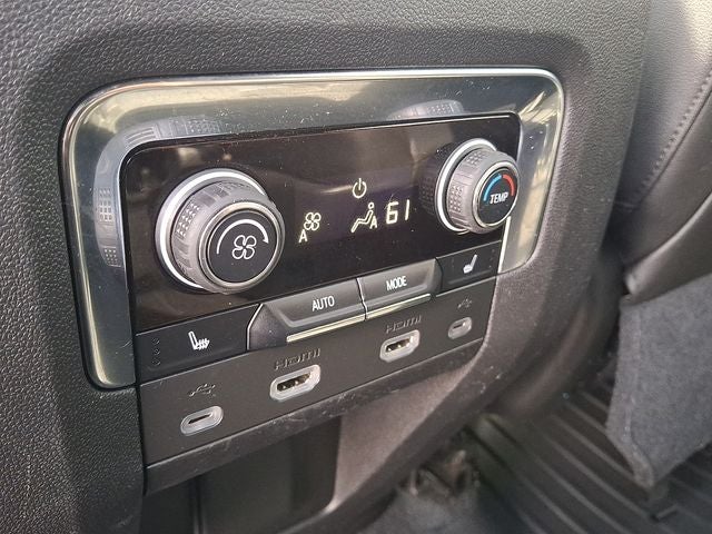 2021 Chevrolet Suburban RST