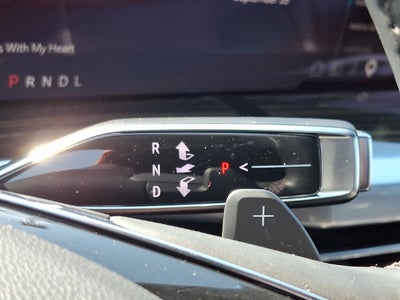 2025 Cadillac Escalade ESV Premium