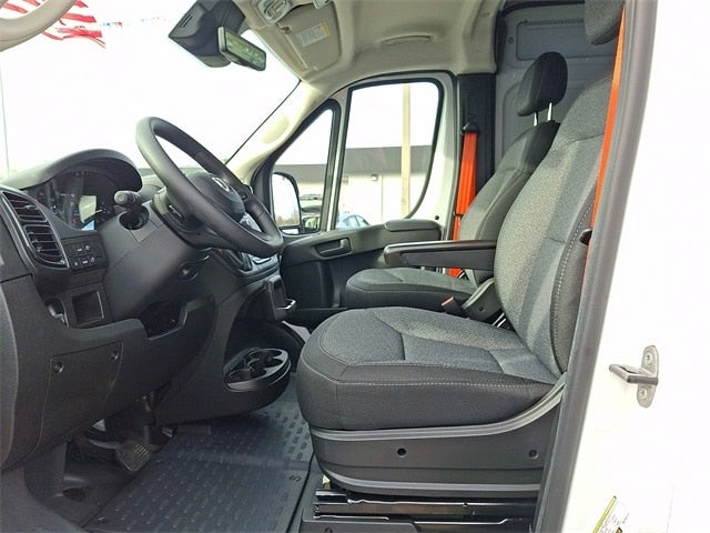 2024 RAM ProMaster 2500 High Roof 136 WB
