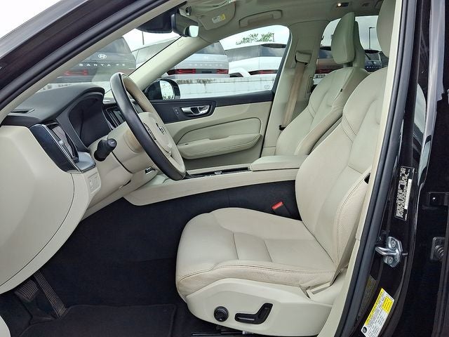 2018 Volvo XC60 T6 Momentum