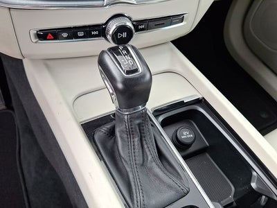 2018 Volvo XC60 T6 Momentum