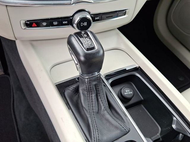 2018 Volvo XC60 T6 Momentum