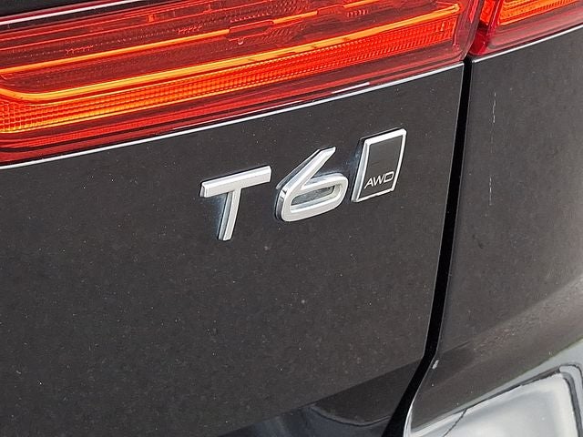 2018 Volvo XC60 T6 Momentum
