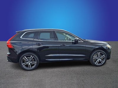 2018 Volvo XC60 T6 Momentum