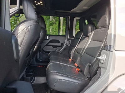 2021 Jeep Wrangler Unlimited Sahara Altitude