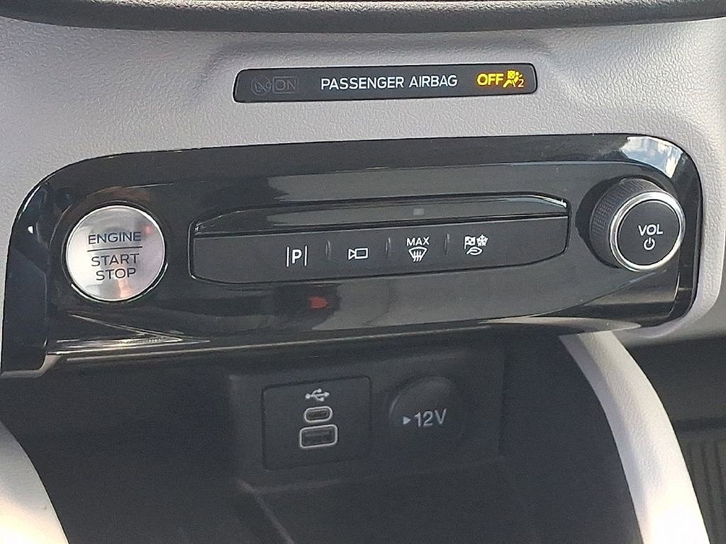 2025 Ford Escape Hybrid Platinum