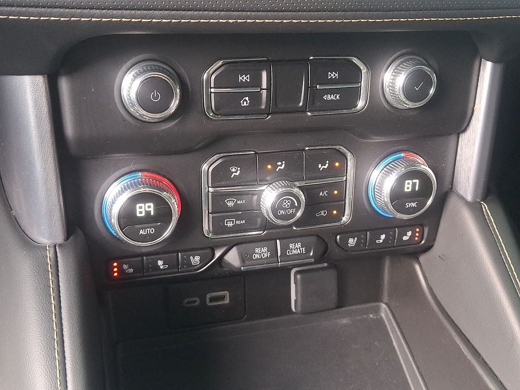 2024 GMC Yukon XL SLT