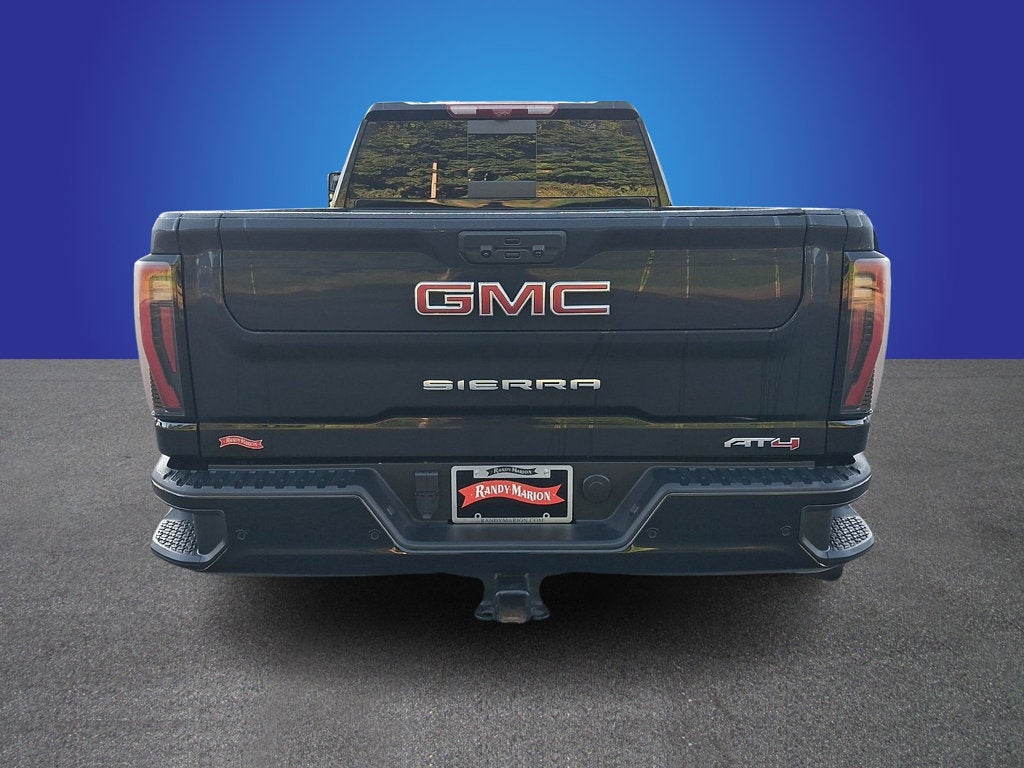 2025 GMC Sierra 2500HD AT4