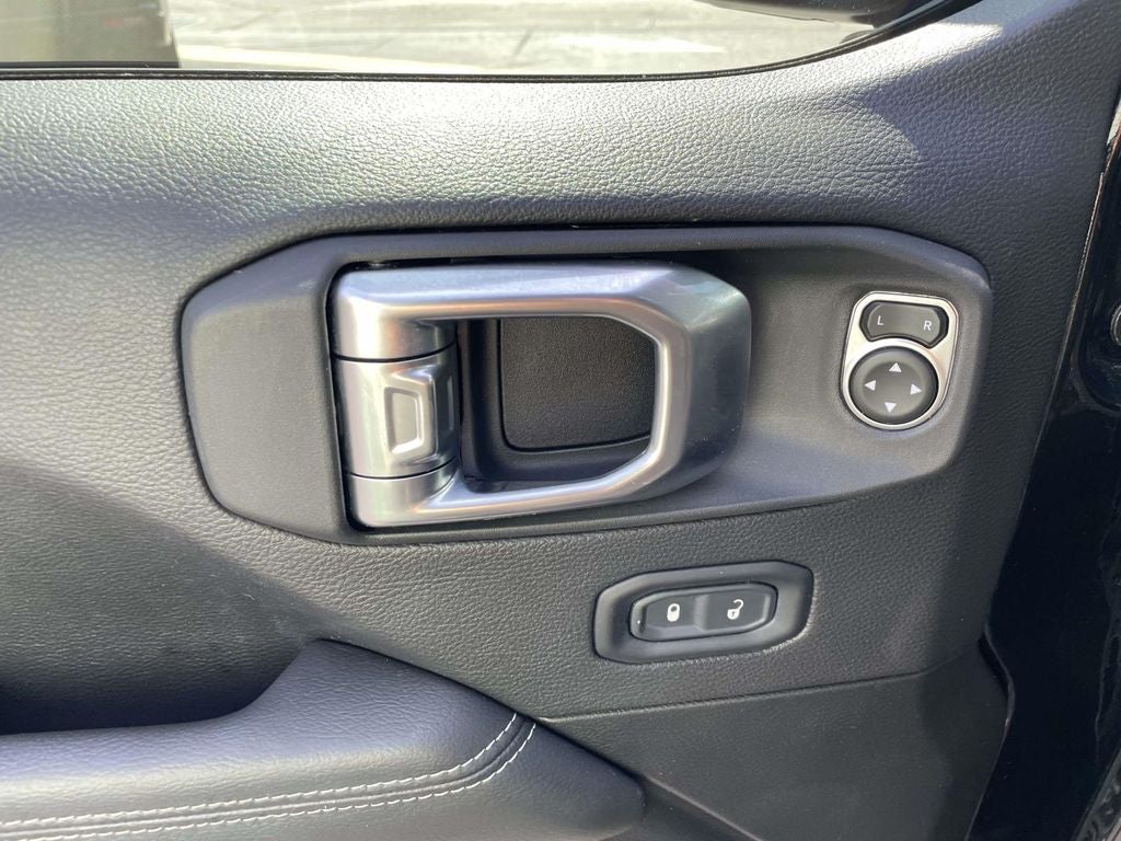 2023 Jeep Wrangler Sahara 4x4