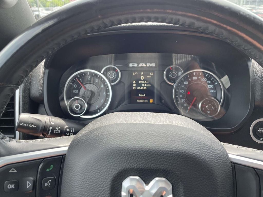 2022 RAM 1500 Big Horn Quad Cab 4x4 6'4' Box