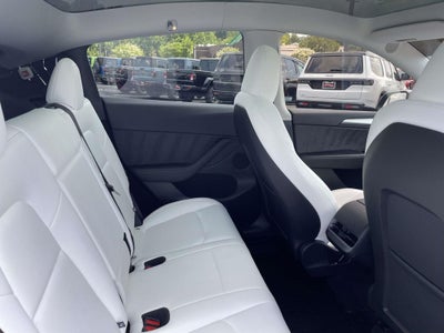 2024 Tesla Model Y Long Range Single Motor Rear-Wheel Drive