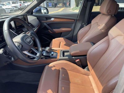 2022 Audi Q5 Prestige 45 TFSI S line quattro S tronic