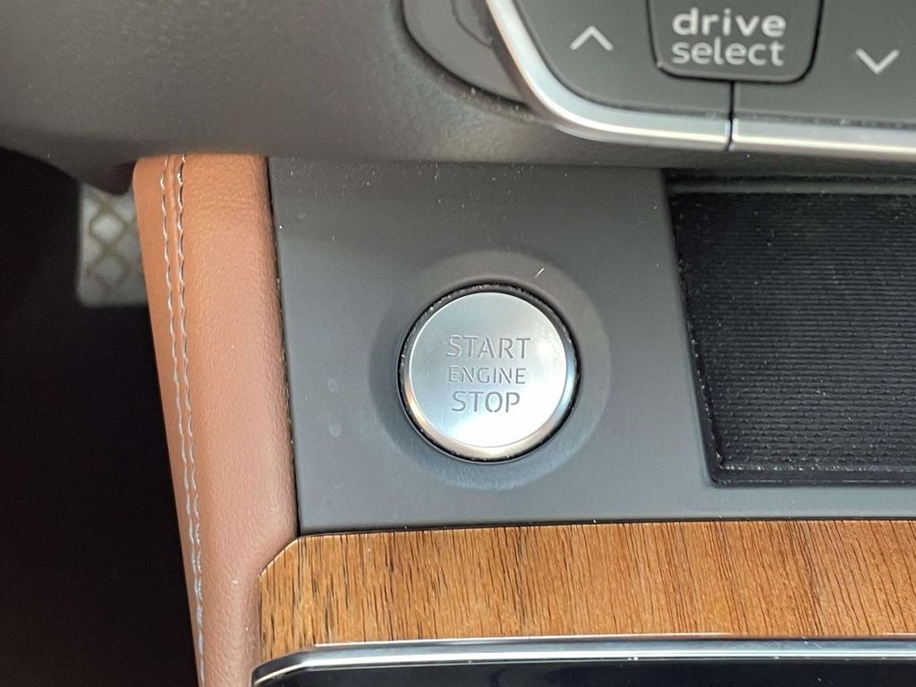 2022 Audi Q5 Prestige 45 TFSI S line quattro S tronic