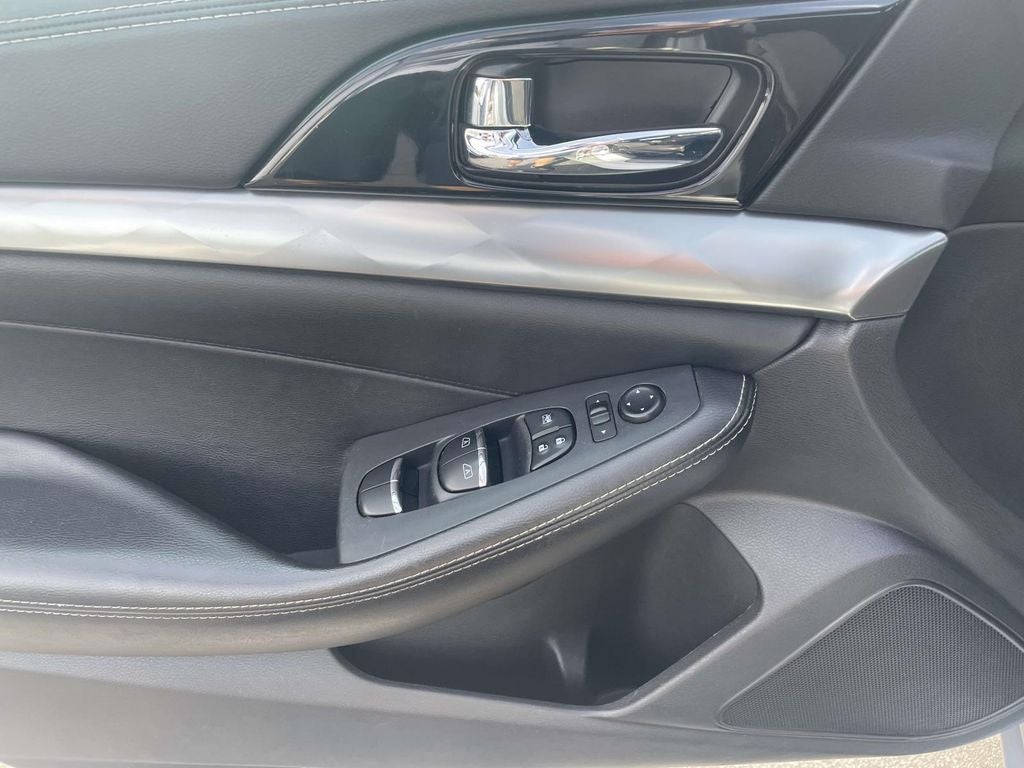 2021 Nissan Maxima SV