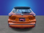 2022 Nissan Kicks SR