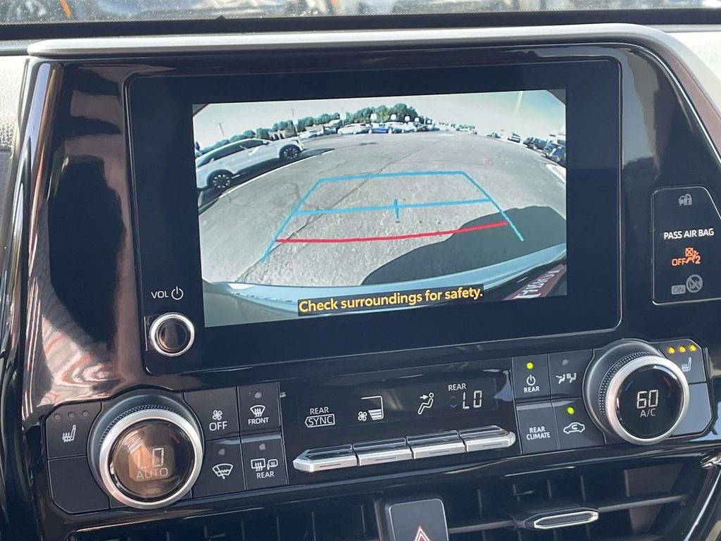 2025 Toyota Highlander Hybrid XLE