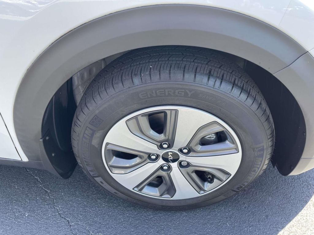 2022 Kia Niro LX