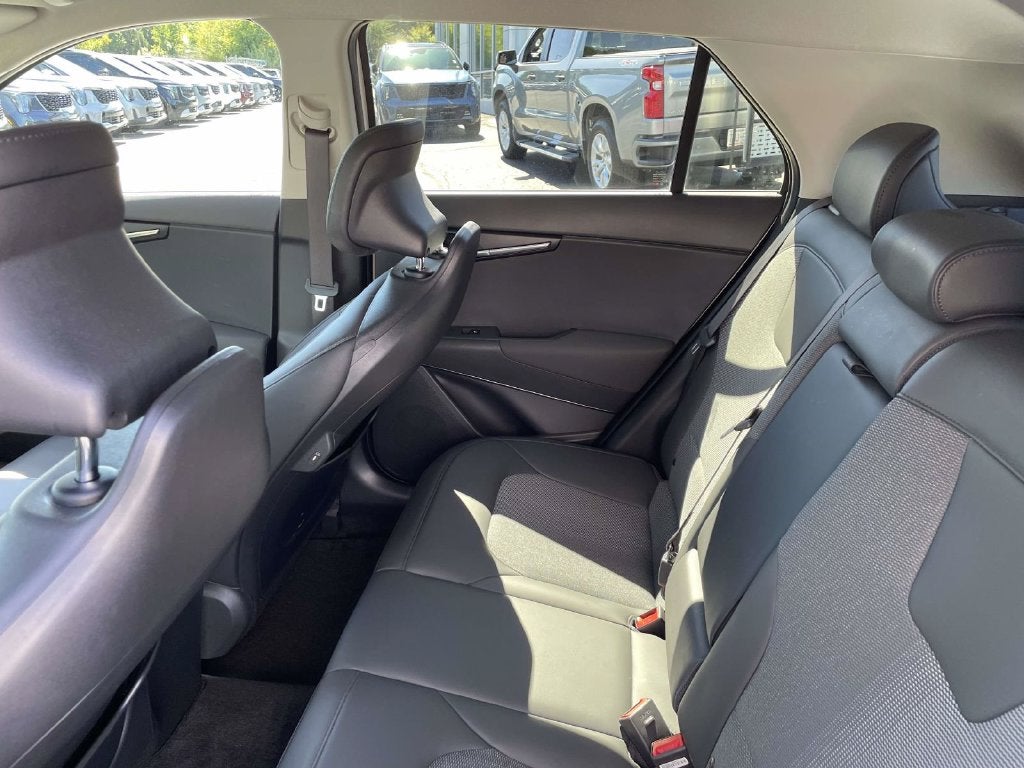 2023 Kia Niro EX