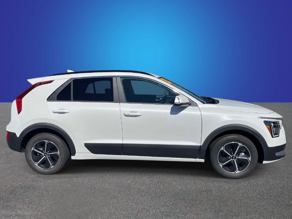 2023 Kia Niro EX