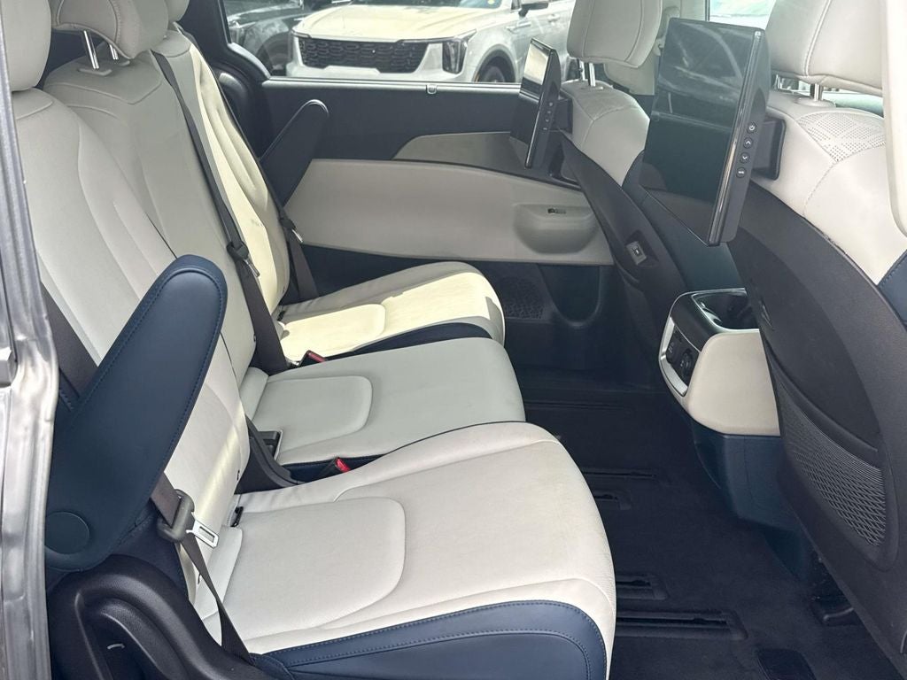 2025 Kia Carnival Hybrid SX