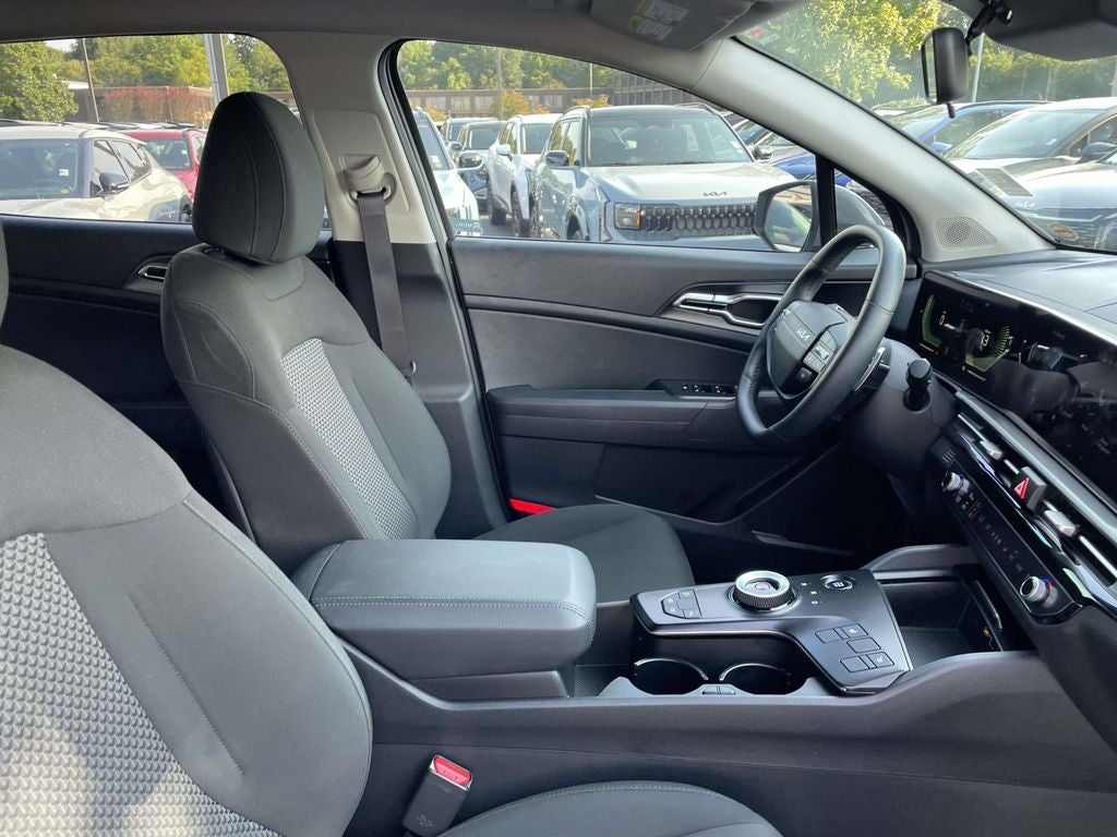 2026 Kia Sportage Hybrid S
