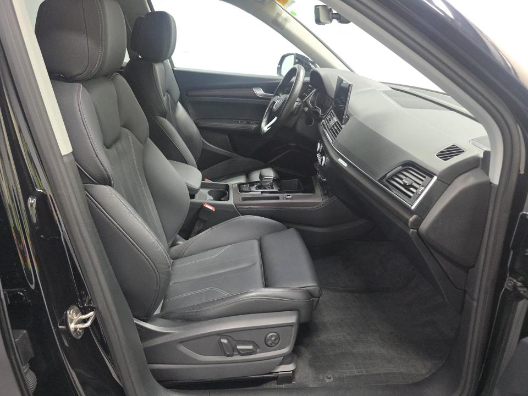 2024 Audi Q5 45 S line Premium quattro