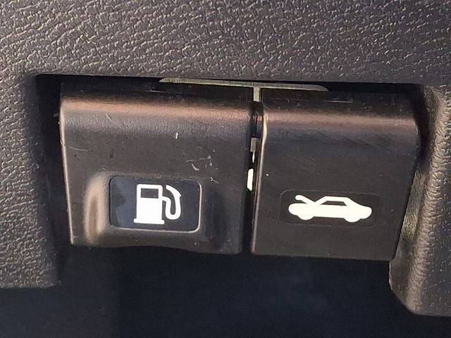 2024 Nissan Versa 1.6 SV