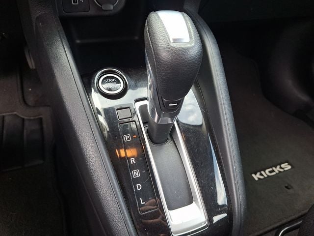 2021 Nissan Kicks S