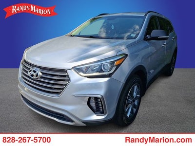 2018 Hyundai Santa Fe SE