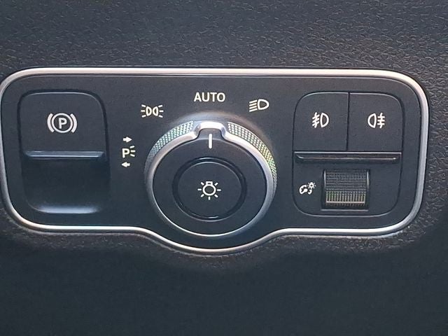 2025 Mercedes-Benz GLB GLB 250 4MATIC®