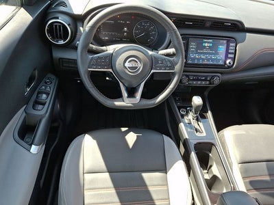 2023 Nissan Kicks SR