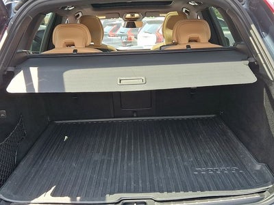 2023 Volvo XC60 B6 Ultimate Bright Theme