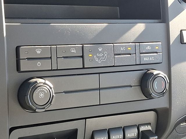 2023 Ford F-650SD Base