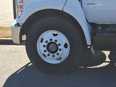 2023 Ford F-650SD Base