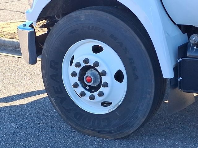 2023 Ford F-650SD Base