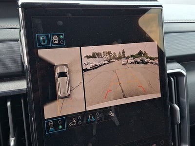 2025 GMC Acadia AT4