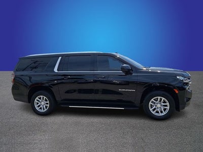 2023 Chevrolet Suburban LT