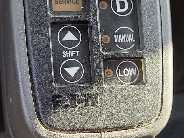 2018 International 4300 26FT BOX