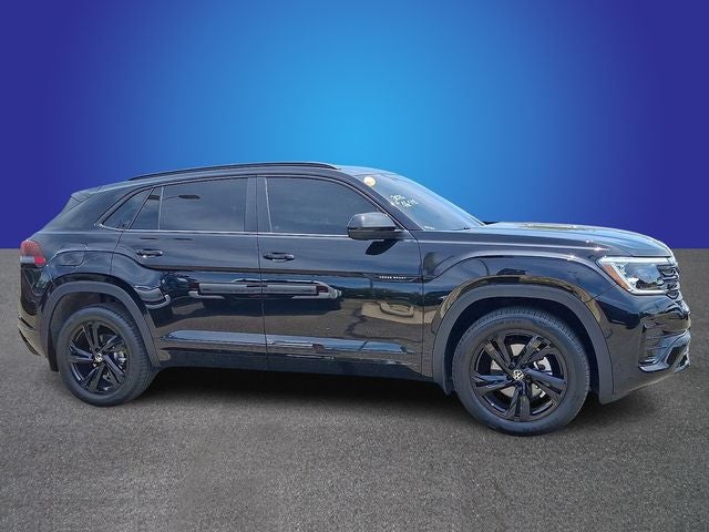 2026 Volkswagen Atlas Cross Sport 2.0T SEL R-Line Black