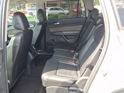 2022 Volkswagen Atlas 3.6L V6 SE w/Technology