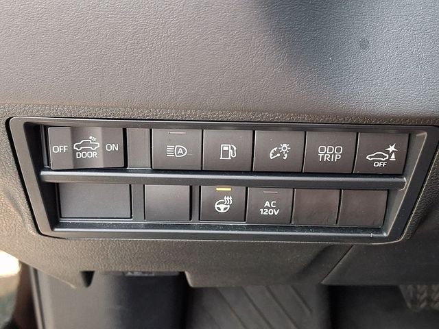2023 Toyota Tundra Hybrid Platinum