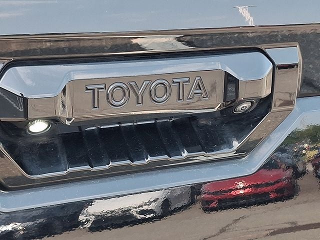 2023 Toyota Tundra Hybrid Platinum