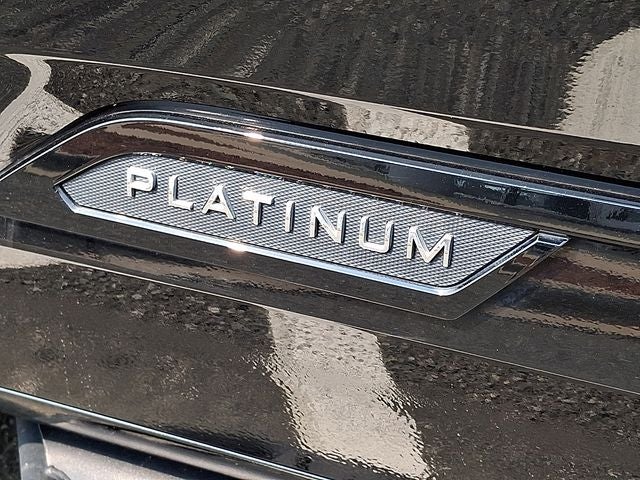 2023 Toyota Tundra Hybrid Platinum