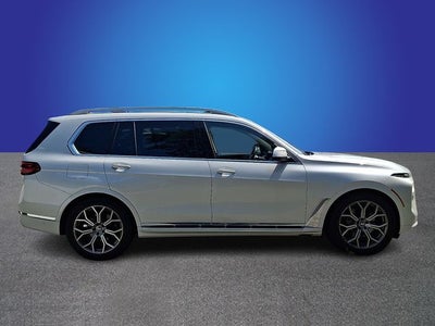2025 BMW X7 xDrive40i