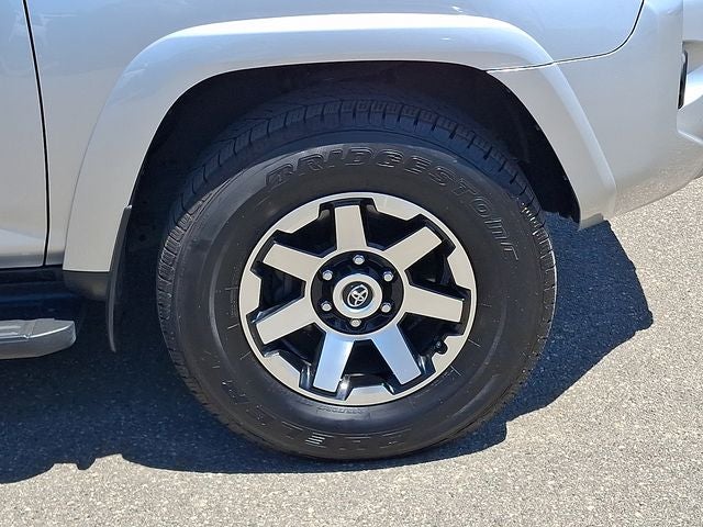 2024 Toyota 4Runner TRD Off-Road