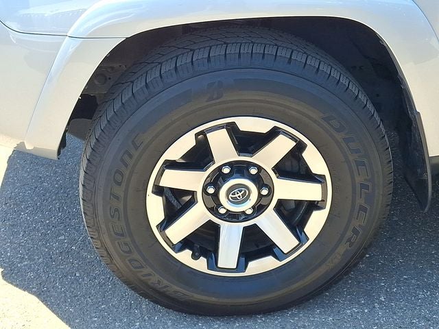 2024 Toyota 4Runner TRD Off-Road