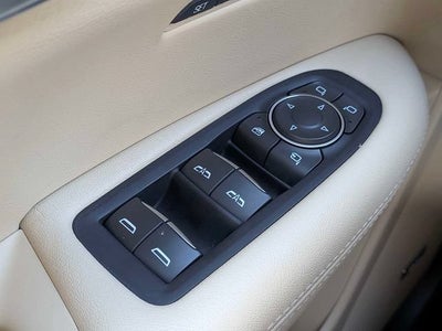 2018 Cadillac XT5 Luxury FWD